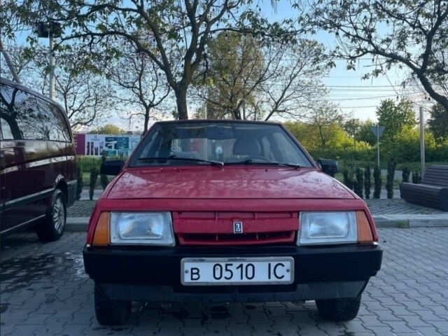Красный ВАЗ 2108, объемом двигателя 0 л и пробегом 220 тыс. км за 450 $, фото 1 на Automoto.ua