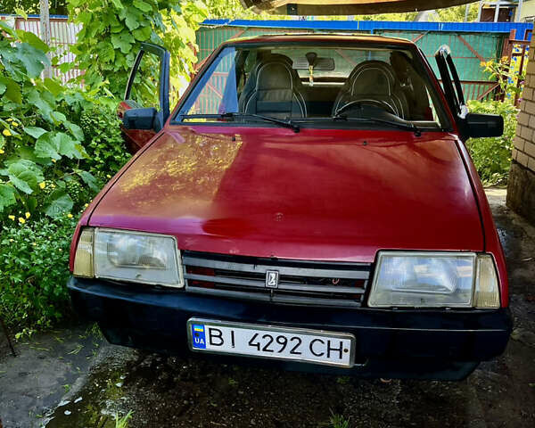 Красный ВАЗ 2108, объемом двигателя 1.3 л и пробегом 213 тыс. км за 1250 $, фото 3 на Automoto.ua
