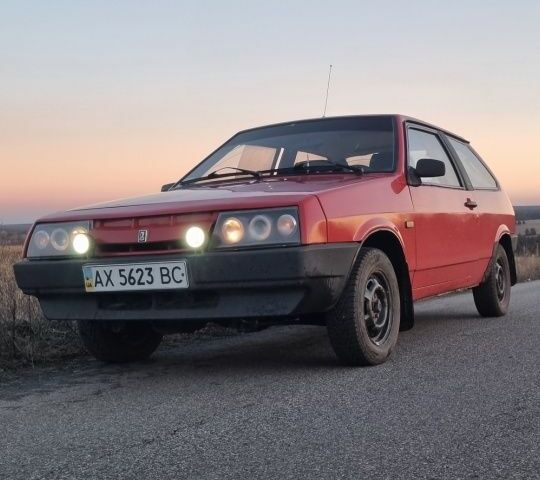 Красный ВАЗ 2108, объемом двигателя 1.3 л и пробегом 10 тыс. км за 850 $, фото 1 на Automoto.ua