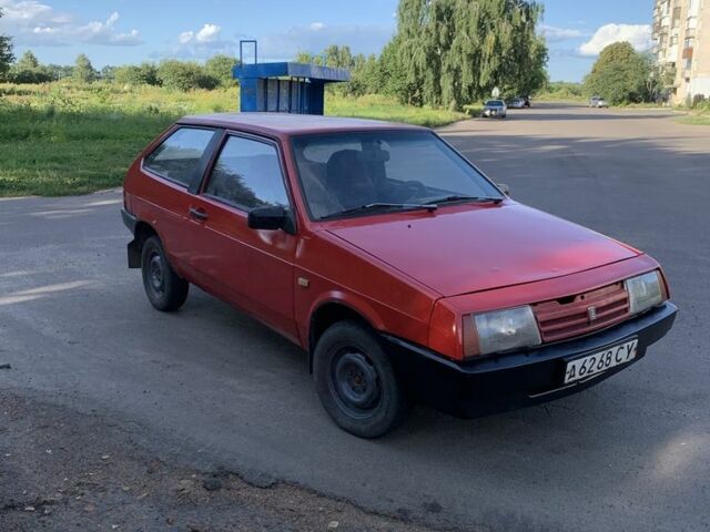 Красный ВАЗ 2108, объемом двигателя 1.5 л и пробегом 207 тыс. км за 704 $, фото 1 на Automoto.ua