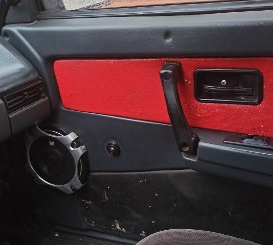 ВАЗ 2108 1987 у Харкові на Automoto.ua Червоний ВАЗ 2108, об'ємом двигуна 1.5 л та пробігом 100 тис. км за 800 $, фото 3 на Automoto.ua