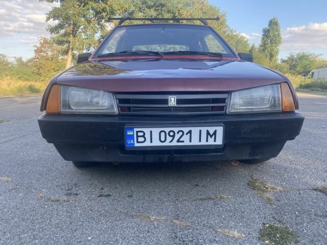 ВАЗ 2108 1987 в Лубнах на Automoto.ua Красный ВАЗ 2108, объемом двигателя 1.3 л и пробегом 1000 тыс. км за 1250 $, фото 1 на Automoto.ua