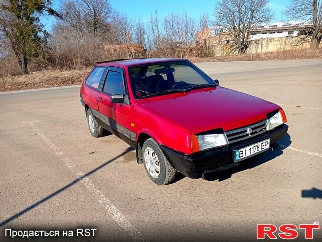 Красный ВАЗ 2108, объемом двигателя 13 л и пробегом 200 тыс. км за 950 $, фото 1 на Automoto.ua
