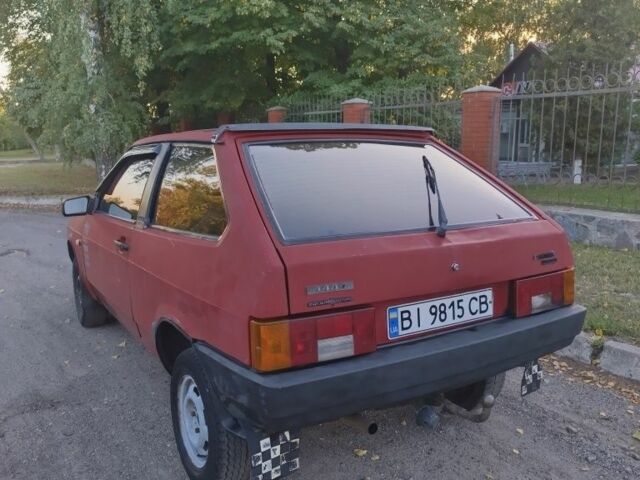 Красный ВАЗ 2108, объемом двигателя 1.3 л и пробегом 220 тыс. км за 599 $, фото 2 на Automoto.ua