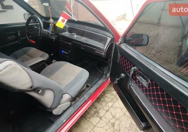 Червоний ВАЗ 2108, об'ємом двигуна 1.29 л та пробігом 400 тис. км за 1500 $, фото 4 на Automoto.ua