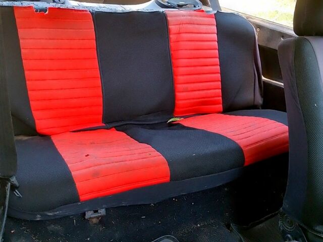 Красный ВАЗ 2108, объемом двигателя 1.5 л и пробегом 0 тыс. км за 750 $, фото 3 на Automoto.ua