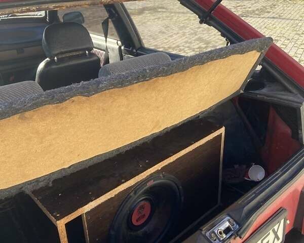 Красный ВАЗ 2108, объемом двигателя 1.3 л и пробегом 100 тыс. км за 741 $, фото 3 на Automoto.ua