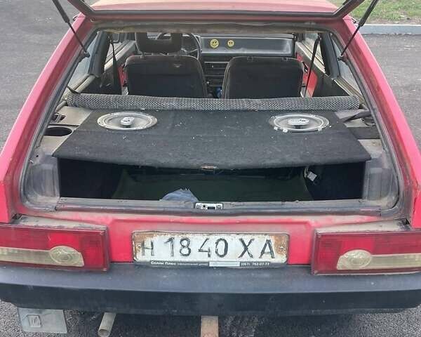 ВАЗ 2108 1987 у Харкові на Automoto.ua Червоний ВАЗ 2108, об'ємом двигуна 1.5 л та пробігом 100 тис. км за 800 $, фото 6 на Automoto.ua