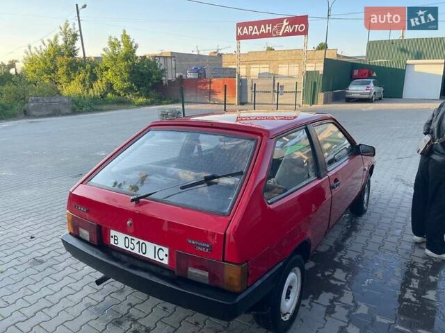 Красный ВАЗ 2108, объемом двигателя 1.1 л и пробегом 190 тыс. км за 950 $, фото 2 на Automoto.ua