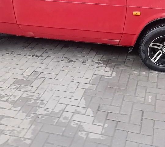 Красный ВАЗ 2108, объемом двигателя 1.3 л и пробегом 493 тыс. км за 850 $, фото 4 на Automoto.ua