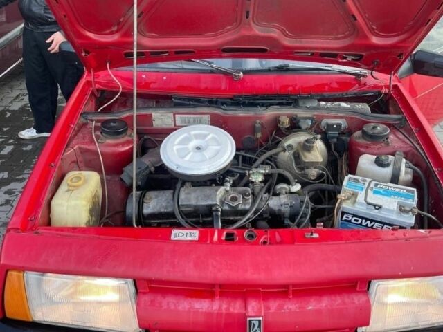 Красный ВАЗ 2108, объемом двигателя 0 л и пробегом 220 тыс. км за 450 $, фото 4 на Automoto.ua