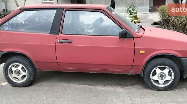 Красный ВАЗ 2108, объемом двигателя 1.3 л и пробегом 63 тыс. км за 1000 $, фото 2 на Automoto.ua