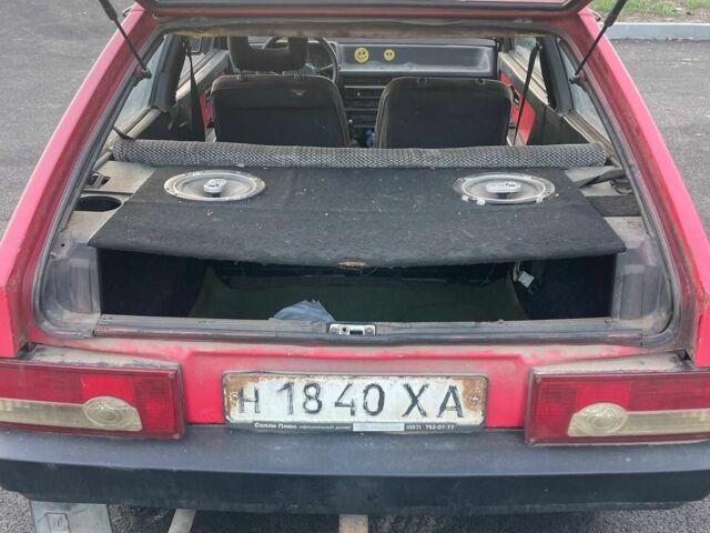 ВАЗ 2108 1987 у Харкові на Automoto.ua Червоний ВАЗ 2108, об'ємом двигуна 1.5 л та пробігом 100 тис. км за 800 $, фото 7 на Automoto.ua