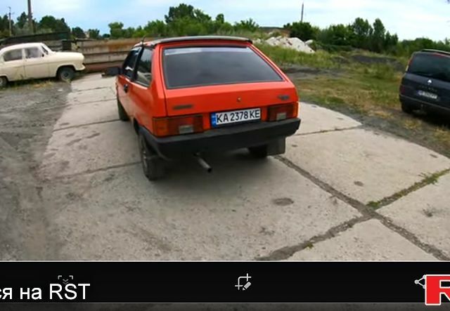 Красный ВАЗ 2108, объемом двигателя 1.5 л и пробегом 355 тыс. км за 1100 $, фото 2 на Automoto.ua
