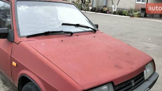 Красный ВАЗ 2108, объемом двигателя 1.3 л и пробегом 63 тыс. км за 1000 $, фото 3 на Automoto.ua