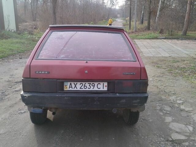 Красный ВАЗ 2108, объемом двигателя 2 л и пробегом 1000 тыс. км за 470 $, фото 4 на Automoto.ua