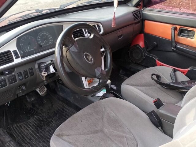 Красный ВАЗ 2108, объемом двигателя 2 л и пробегом 1000 тыс. км за 470 $, фото 7 на Automoto.ua