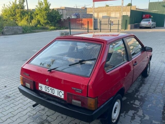 Красный ВАЗ 2108, объемом двигателя 0 л и пробегом 220 тыс. км за 450 $, фото 2 на Automoto.ua