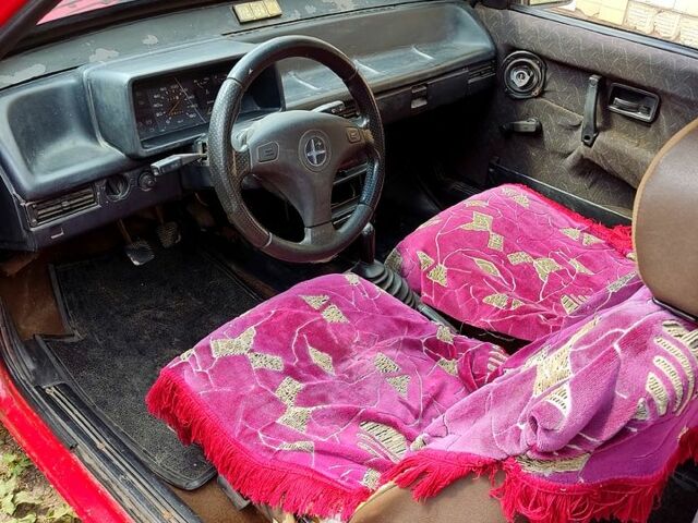 Красный ВАЗ 2108, объемом двигателя 1.3 л и пробегом 295 тыс. км за 550 $, фото 4 на Automoto.ua