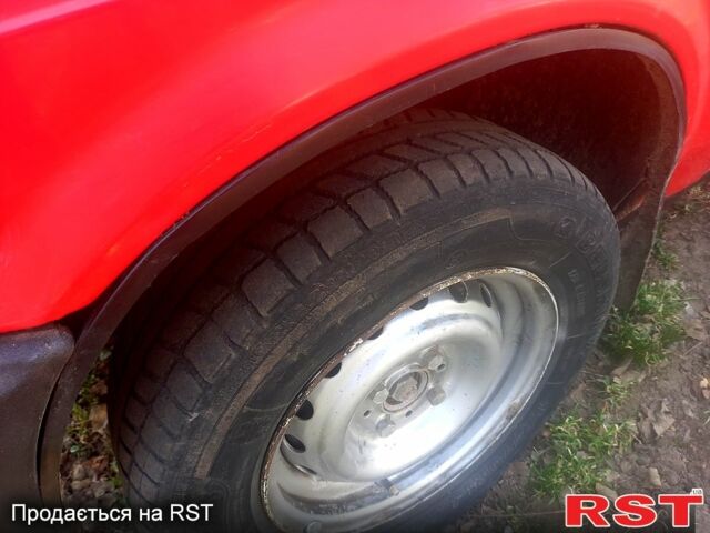 Красный ВАЗ 2108, объемом двигателя 1.3 л и пробегом 123 тыс. км за 1100 $, фото 5 на Automoto.ua