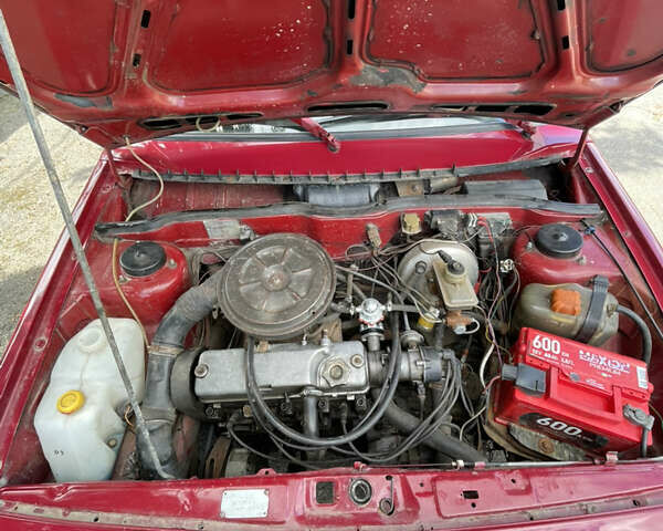 Красный ВАЗ 2108, объемом двигателя 0 л и пробегом 77 тыс. км за 1300 $, фото 1 на Automoto.ua