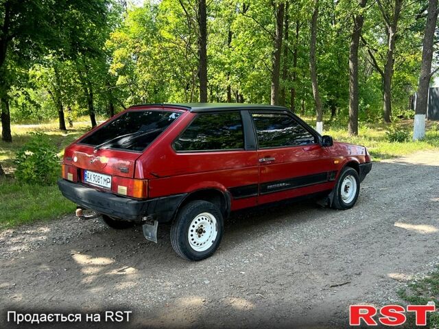 Красный ВАЗ 2108, объемом двигателя 1.3 л и пробегом 145 тыс. км за 650 $, фото 2 на Automoto.ua