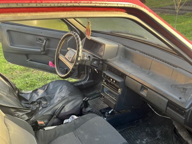 Червоний ВАЗ 2108, об'ємом двигуна 1.5 л та пробігом 150 тис. км за 500 $, фото 3 на Automoto.ua