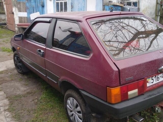 Красный ВАЗ 2108, объемом двигателя 1 л и пробегом 200 тыс. км за 35000 $, фото 2 на Automoto.ua