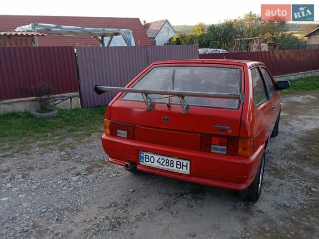Красный ВАЗ 2108, объемом двигателя 1.5 л и пробегом 280 тыс. км за 1250 $, фото 5 на Automoto.ua