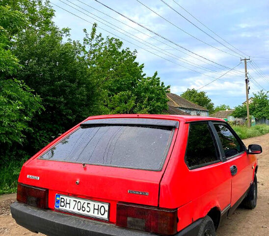 Красный ВАЗ 2108, объемом двигателя 1.3 л и пробегом 0 тыс. км за 850 $, фото 1 на Automoto.ua