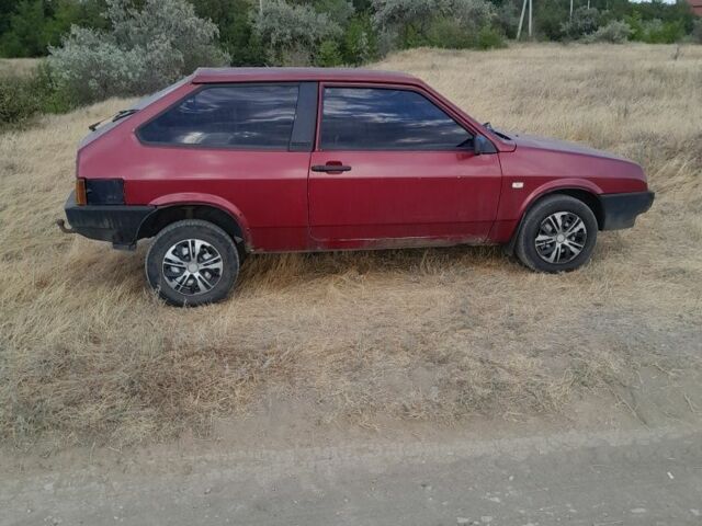 Красный ВАЗ 2108, объемом двигателя 1.3 л и пробегом 350 тыс. км за 700 $, фото 1 на Automoto.ua