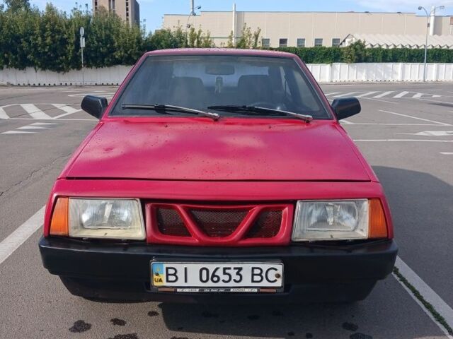 Красный ВАЗ 2108, объемом двигателя 1.3 л и пробегом 100 тыс. км за 768 $, фото 1 на Automoto.ua