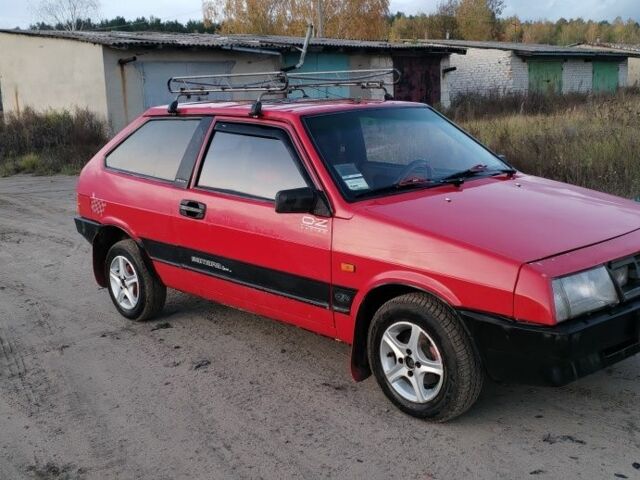 Красный ВАЗ 2108, объемом двигателя 1.3 л и пробегом 140 тыс. км за 1000 $, фото 2 на Automoto.ua