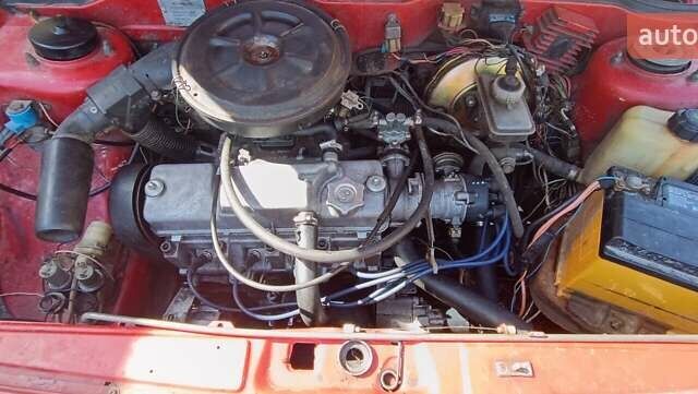 Красный ВАЗ 2108, объемом двигателя 1.3 л и пробегом 310 тыс. км за 850 $, фото 2 на Automoto.ua