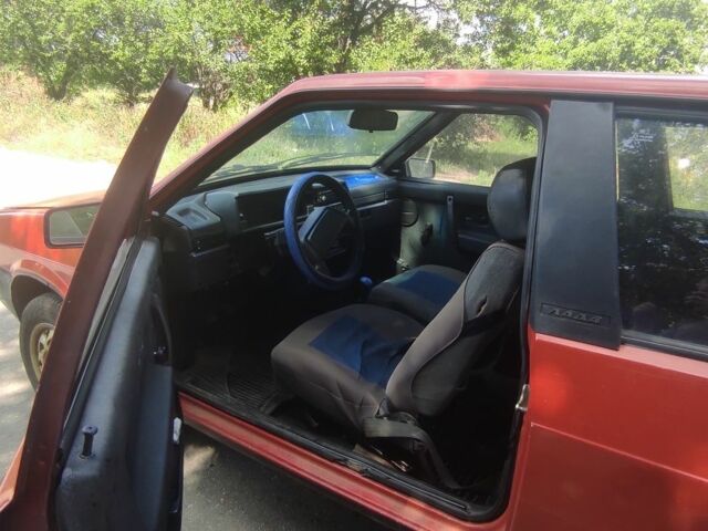 Красный ВАЗ 2108, объемом двигателя 0 л и пробегом 200 тыс. км за 900 $, фото 5 на Automoto.ua