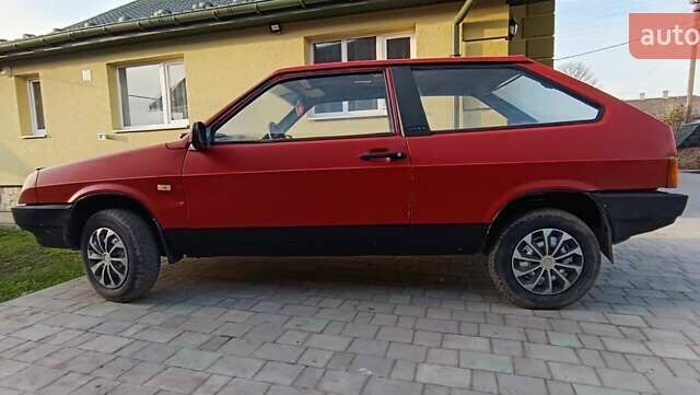 Красный ВАЗ 2108, объемом двигателя 1.3 л и пробегом 310 тыс. км за 850 $, фото 1 на Automoto.ua