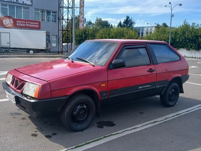 Красный ВАЗ 2108, объемом двигателя 1.3 л и пробегом 100 тыс. км за 768 $, фото 5 на Automoto.ua