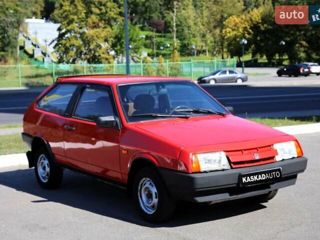 Красный ВАЗ 2108, объемом двигателя 1.3 л и пробегом 55 тыс. км за 2100 $, фото 2 на Automoto.ua