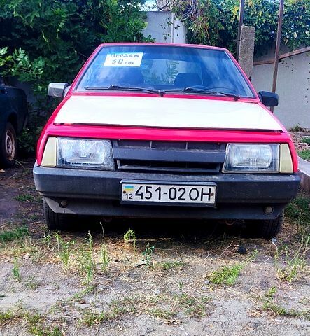 Красный ВАЗ 2108, объемом двигателя 1.3 л и пробегом 0 тыс. км за 720 $, фото 3 на Automoto.ua
