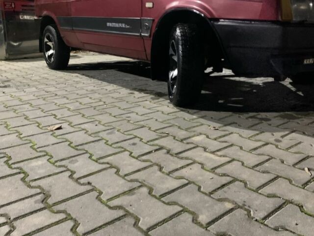 ВАЗ 2108 1988 в Ивано-Франковске на Automoto.ua Красный ВАЗ 2108, объемом двигателя 1.3 л и пробегом 3 тыс. км за 700 $, фото 2 на Automoto.ua