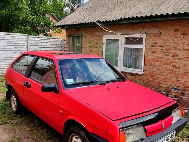 Красный ВАЗ 2108, объемом двигателя 1.3 л и пробегом 295 тыс. км за 550 $, фото 1 на Automoto.ua