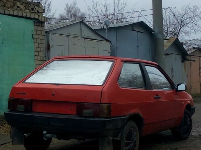 Красный ВАЗ 2108, объемом двигателя 1.5 л и пробегом 10 тыс. км за 855 $, фото 2 на Automoto.ua