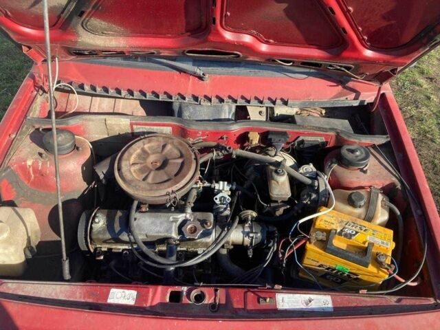 Красный ВАЗ 2108, объемом двигателя 1.3 л и пробегом 200 тыс. км за 800 $, фото 6 на Automoto.ua