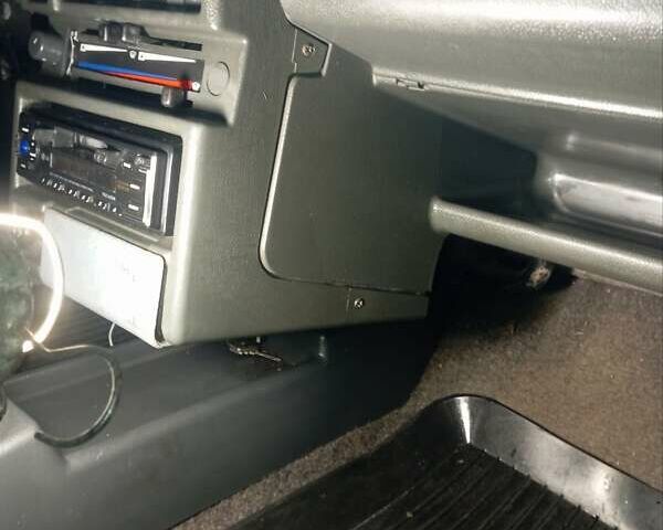 Красный ВАЗ 2108, объемом двигателя 1.3 л и пробегом 91 тыс. км за 1422 $, фото 9 на Automoto.ua