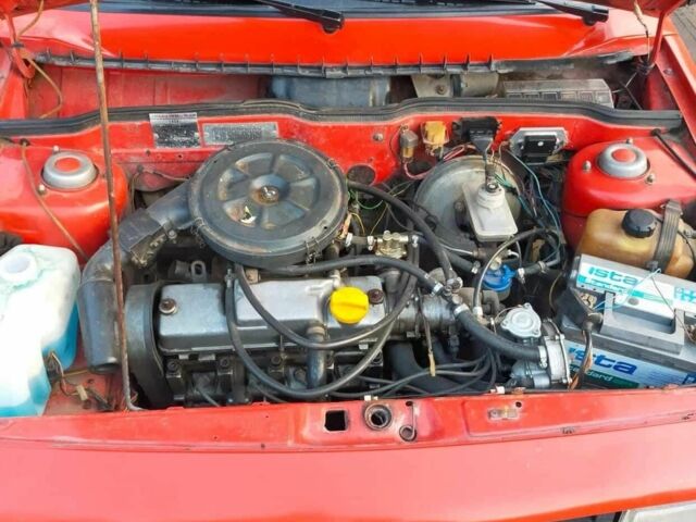 Красный ВАЗ 2108, объемом двигателя 1.1 л и пробегом 1 тыс. км за 800 $, фото 4 на Automoto.ua