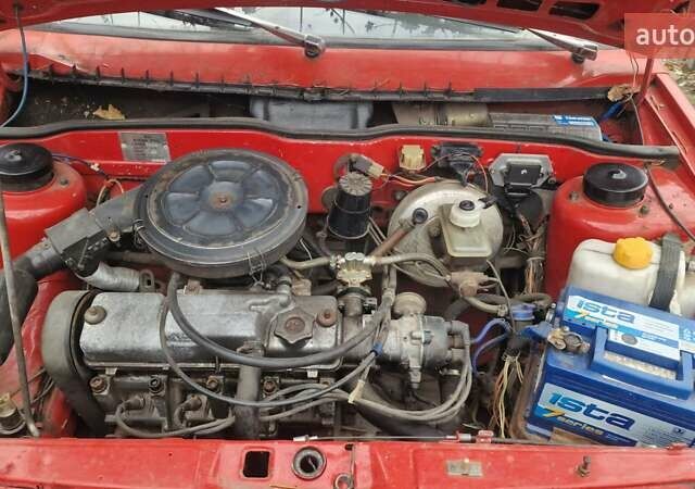 Червоний ВАЗ 2108, об'ємом двигуна 1.5 л та пробігом 150 тис. км за 1300 $, фото 1 на Automoto.ua