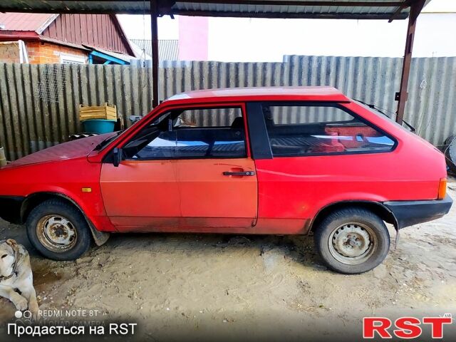 Красный ВАЗ 2108, объемом двигателя 15 л и пробегом 333 тыс. км за 650 $, фото 5 на Automoto.ua