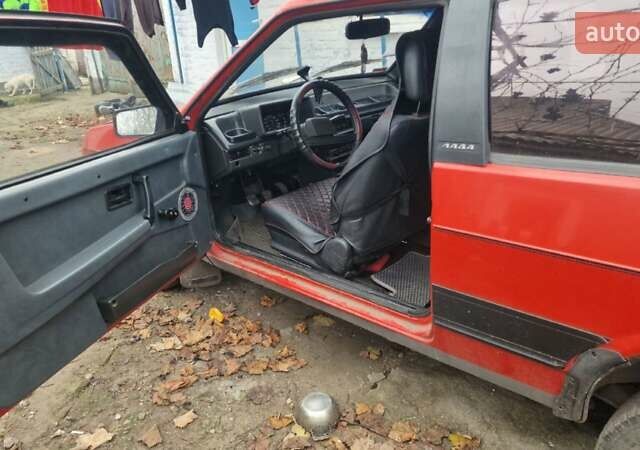 Червоний ВАЗ 2108, об'ємом двигуна 1.5 л та пробігом 150 тис. км за 1300 $, фото 4 на Automoto.ua