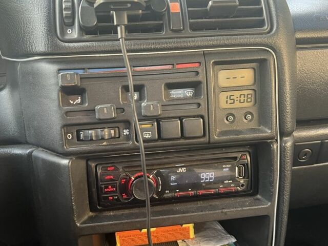 ВАЗ 2108 1989 у Львові на Automoto.ua Червоний ВАЗ 2108, об'ємом двигуна 1.3 л та пробігом 317 тис. км за 900 $, фото 5 на Automoto.ua