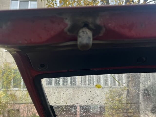 ВАЗ 2108 1989 у Львові на Automoto.ua Червоний ВАЗ 2108, об'ємом двигуна 1.3 л та пробігом 317 тис. км за 900 $, фото 10 на Automoto.ua